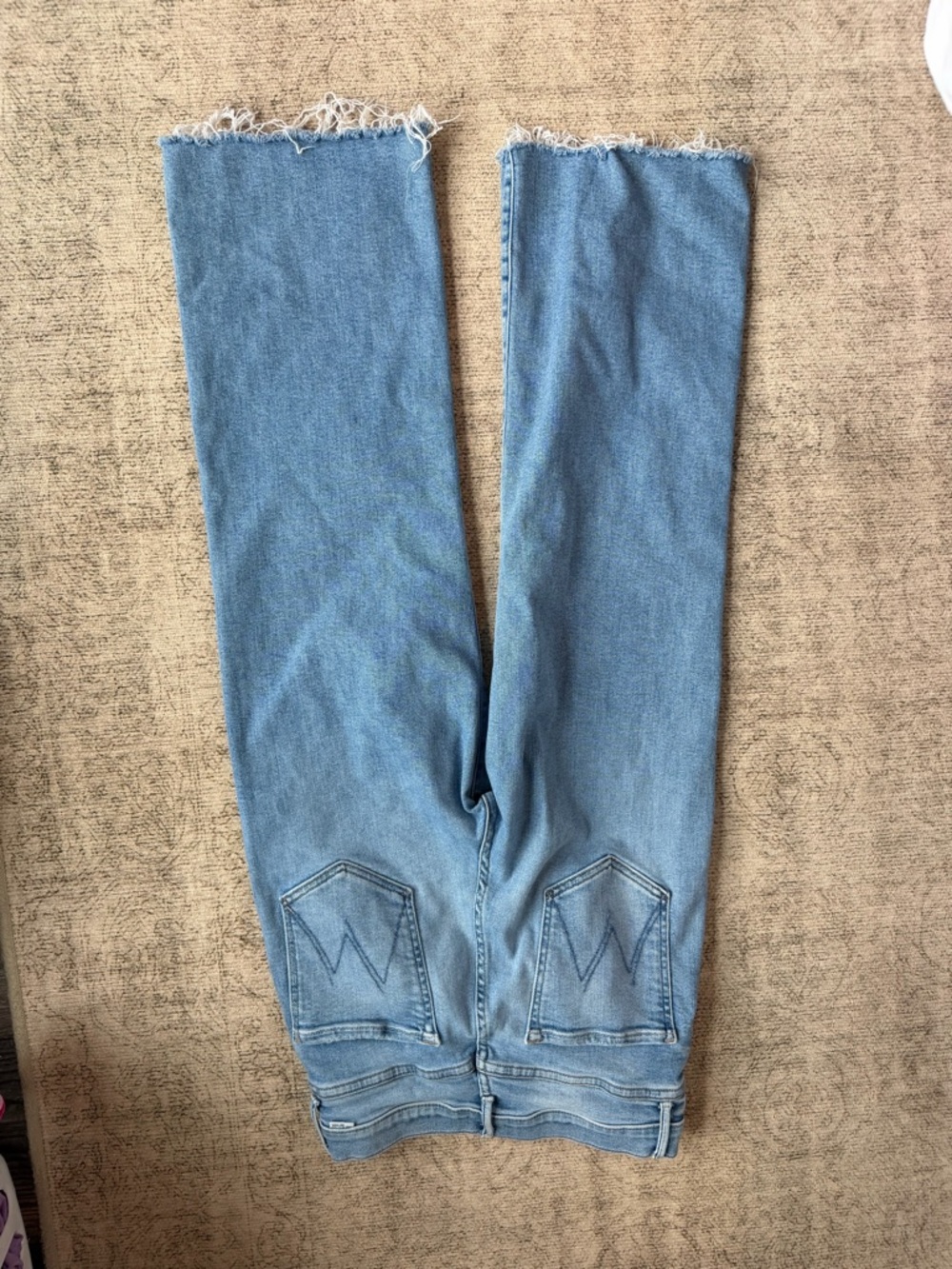 MOTHER The Maven Ankle Jeans in Light Blue Denim